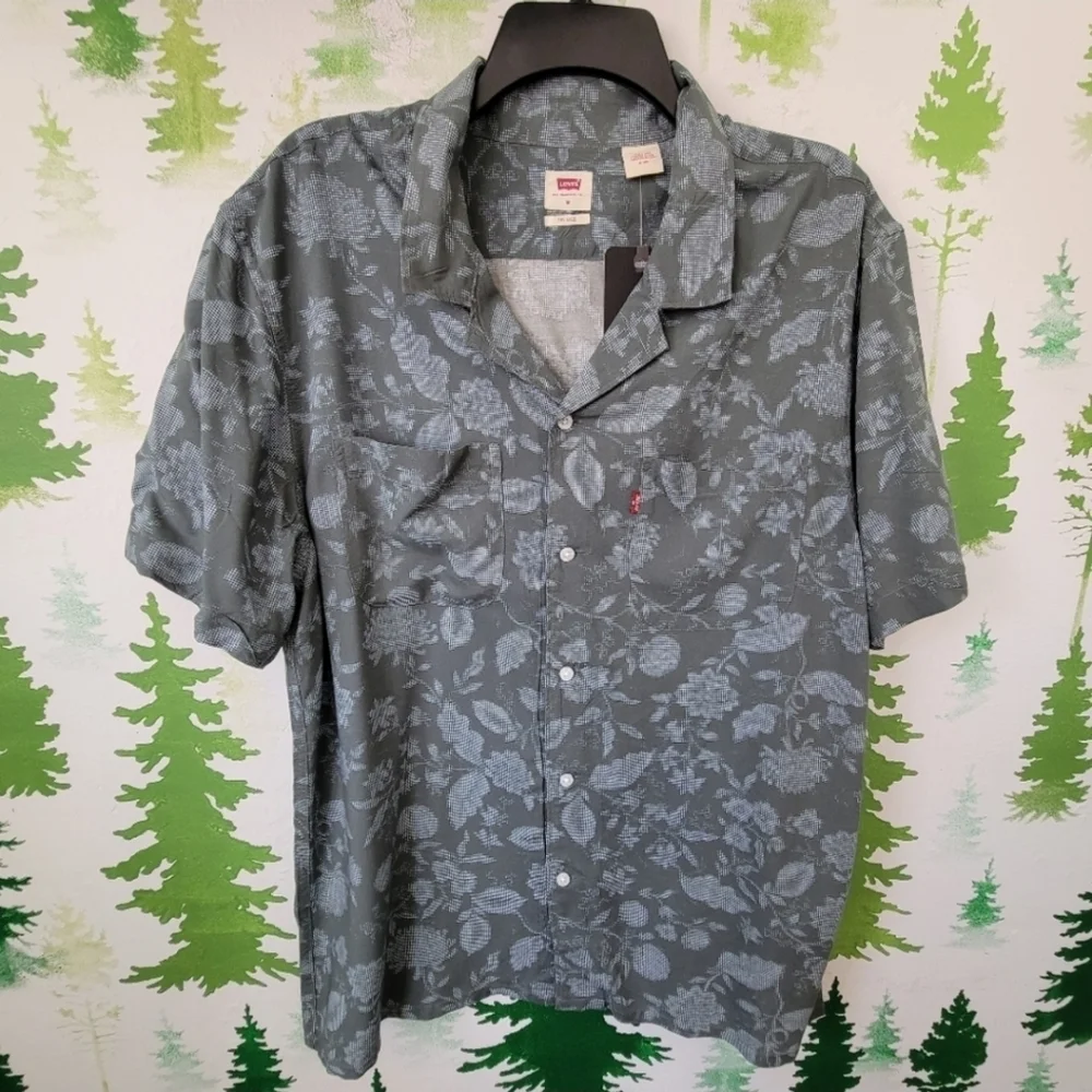 Levi's Short Sleeve Classic Camper Floral Shirt.